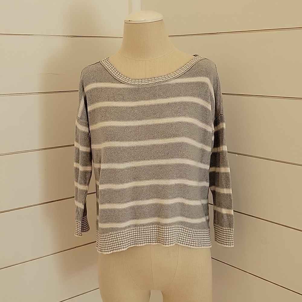 Women's Gray and White Striped Lightweight Sweater